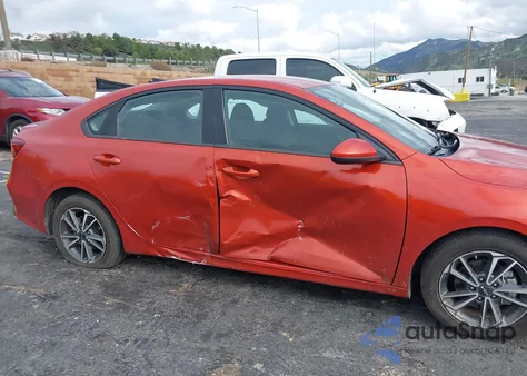 2022 Kia Forte Lxs из США, поврежденный, VIN 3KPF24AD5NE457219